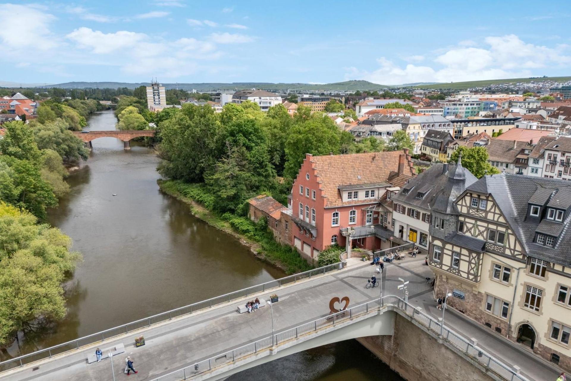 Altstadt Apartment Am Wasser Mit Parkplatz Und Grossem Garten Bad Kreuznach Εξωτερικό φωτογραφία